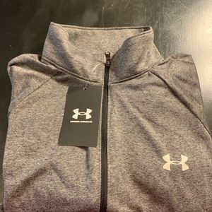 Under Armour 1/4 Zip Front Heatgear long Sleeve Pullover available Szs: S,M,L,XL